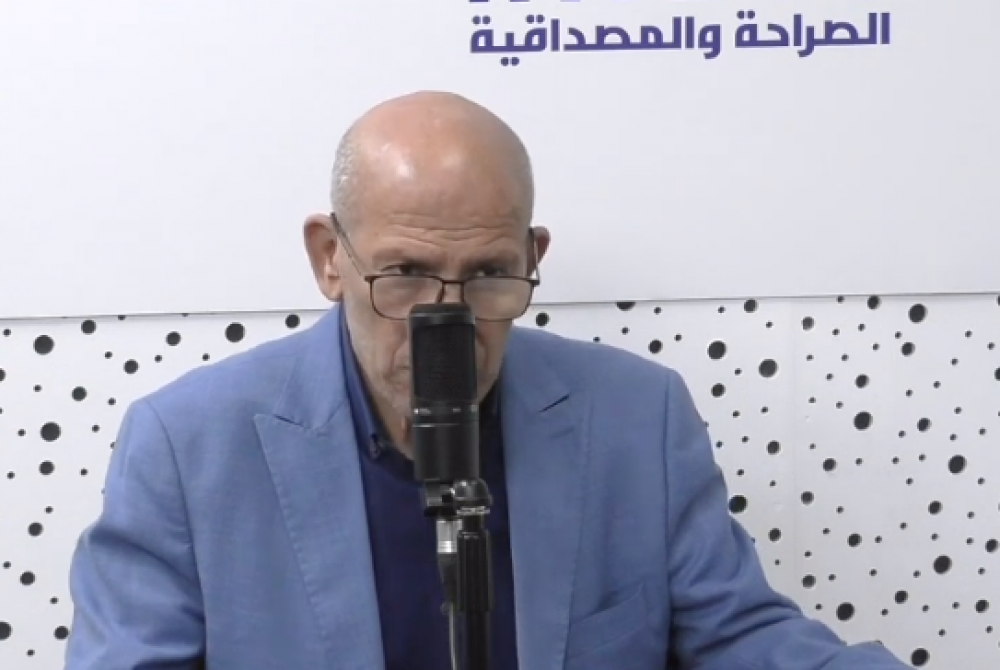 خبار السيمانة..الدكتور خالد فتحي تيوضح كل ما يخص الحقنة الثالثة وجواز التلقيح والصحي والموجة الرابعة