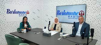 فهم باش تخدم.. آش كيقول القانون في حالة امتناع المشغل عن تسليم شهادة العمل للأجير؟